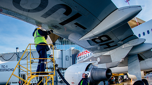 Refuel your Aircraft with Jet fuel